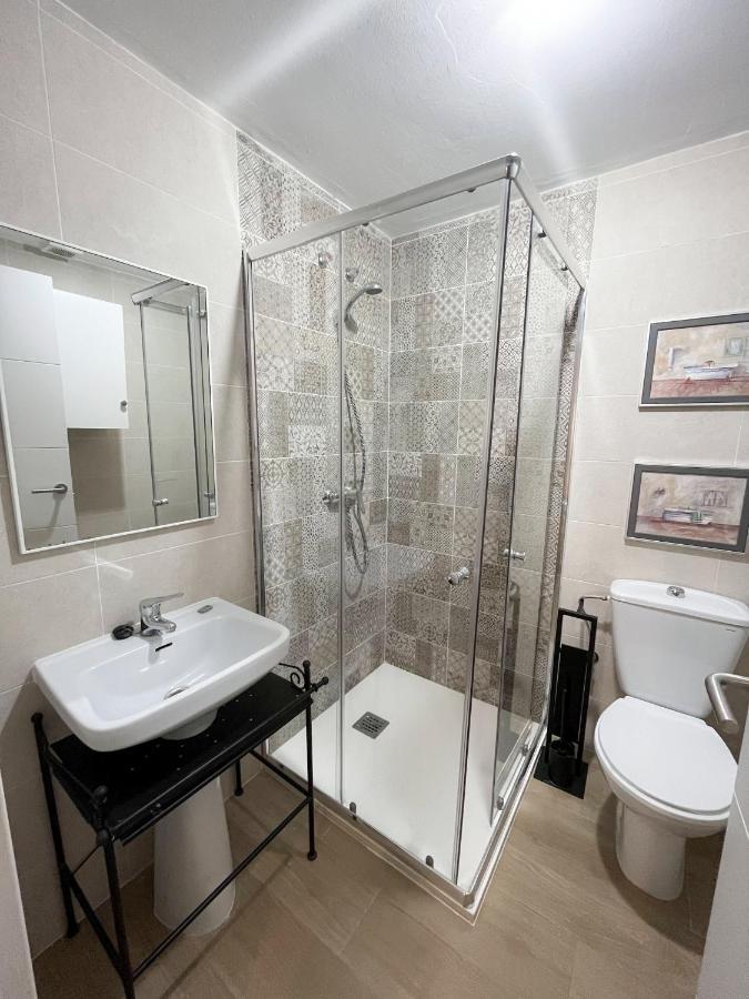 Amplio Apartamento En Av. Carlos Haya Málaga Extérieur photo